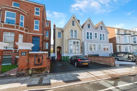 Flat - Granada Road, Southsea, Hampshire, PO4