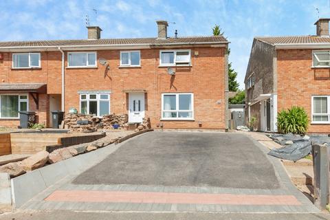2 bedroom end of terrace house for sale, Featherstone Drive, LEICESTER, Leicestershire, LE2