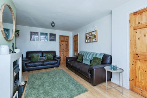2 bedroom end of terrace house for sale, Featherstone Drive, LEICESTER, Leicestershire, LE2
