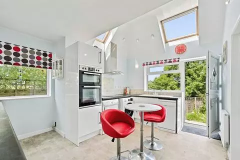 3 bedroom semi-detached house for sale – pohled 2