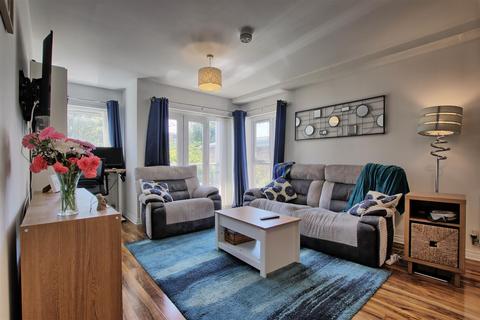 2 bedroom flat for sale, Maltings Close, Cambridge