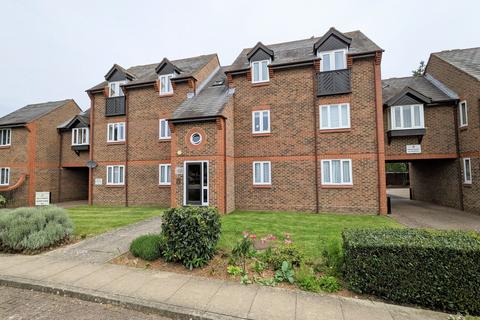 1 bedroom flat for sale, Arundel Close, Tonbridge, TN9
