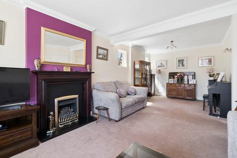 5 bedroom detached house for sale, Durrants Drive, Rickmansworth, Hertfordshire, WD3