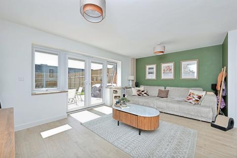 3 bedroom semi-detached house for sale, Ploughman Road, Swaffham