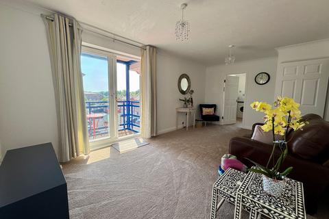 2 bedroom flat to rent, Britannia Drive, Preston PR2