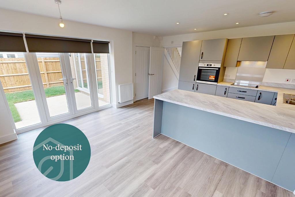 4 bedroom detached house to rent