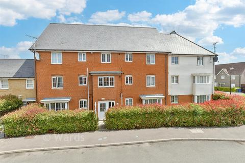 1 bedroom ground floor flat for sale, Peony Crescent, Sittingbourne ME10