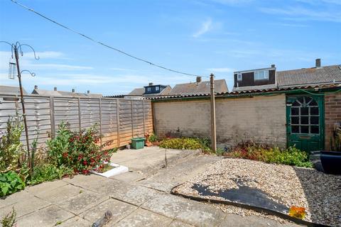 3 bedroom terraced house for sale, Court Barton., Portland.