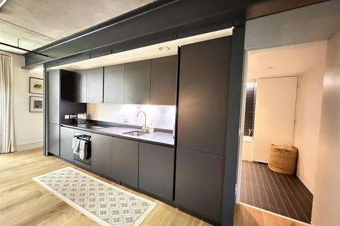 2 bedroom apartment for sale, Phoenix, 72 Chapeltown Street, Manchester