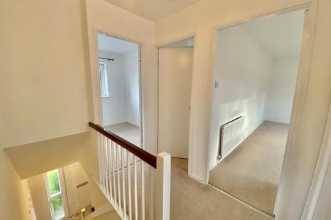 3 bedroom terraced house to rent, Arnold Close, Tamworth, B79