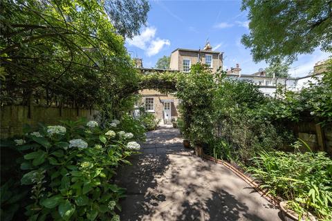 2 bedroom terraced house for sale, Kew Road, Kew, Surrey, TW9