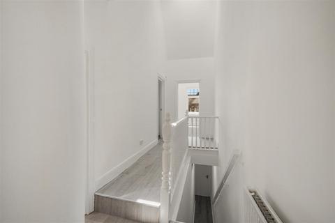 2 bedroom flat for sale, Mostyn Avenue, Wembley