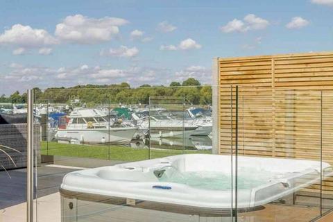 2 bedroom lodge for sale, Maidenhead Road Windsor