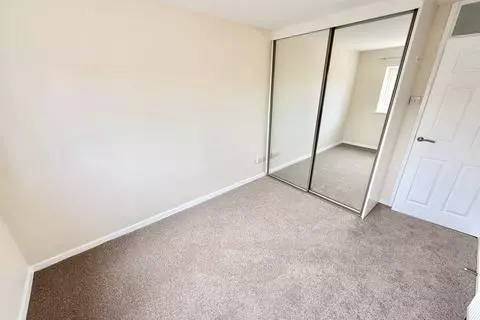 3 bedroom semi-detached house to rent – pohled 5