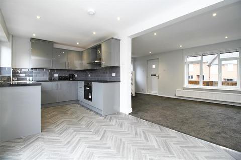3 bedroom end of terrace house for sale, Hazelhurst Road, Ashton-Under-Lyne OL6