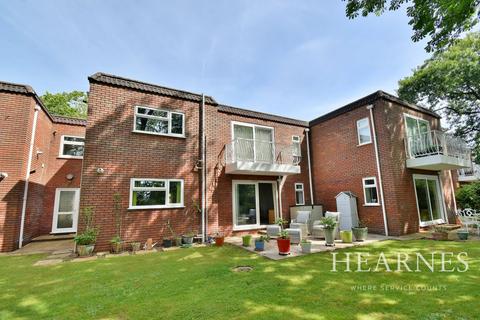 2 bedroom flat for sale, Beaufoys Avenue, Ferndown, BH22