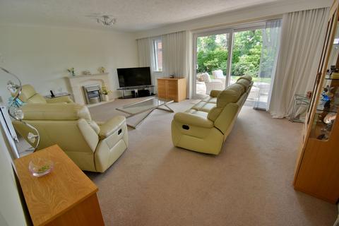 2 bedroom flat for sale, Beaufoys Avenue, Ferndown, BH22