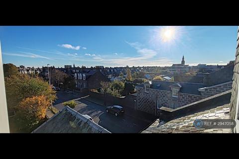 4 bedroom flat to rent - Fountainhall Road, Aberdeen, AB15