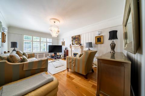 4 bedroom detached house for sale, Long Lane, Bexleyheath