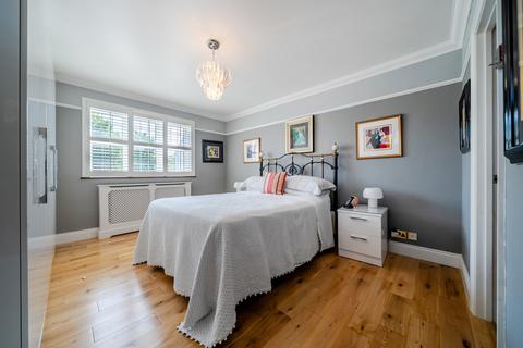 4 bedroom detached house for sale, Long Lane, Bexleyheath
