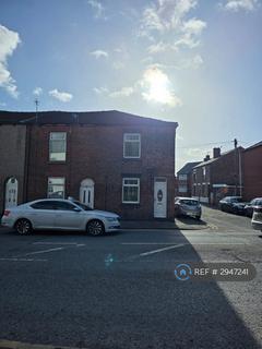 3 bedroom end of terrace house to rent, Warrington Road, Wigan, WN3