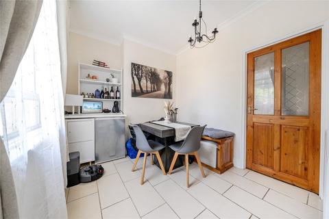 3 bedroom semi-detached house for sale, Homesdale Road, Bromley
