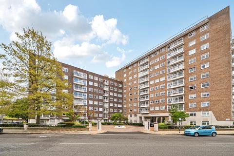 St. Johns Wood Park, St John's Wood, London, NW8