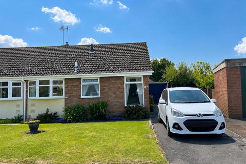 2 bedroom bungalow for sale, Manor Road, Hurworth Place, Darlington