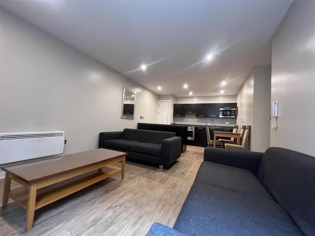 Apartment in Manchester, Central Retail District, City Centre