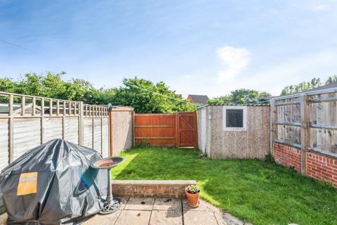 3 bedroom terraced house for sale, Van Diemans Road, Thame