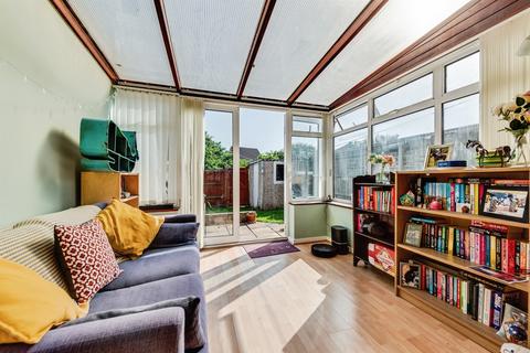 3 bedroom terraced house for sale, Van Diemans Road, Thame