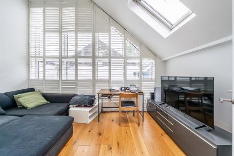 2 bedroom flat to rent, Prescott Place London SW4