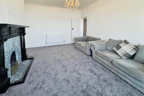 2 bedroom flat for sale, Sandylands Promenade, Morecambe, LA3