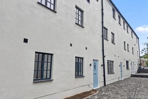 undefined, Weymouth