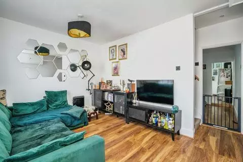 House in Portsmouth - View 2