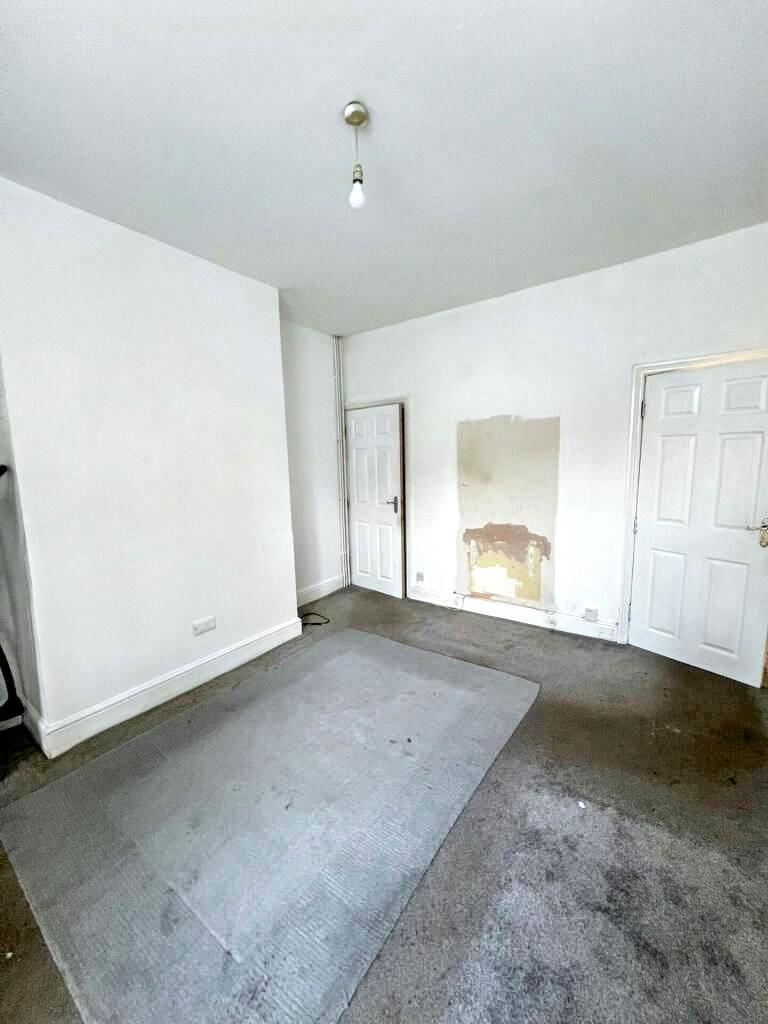 House in Sheffield, Nether Edge - View 5