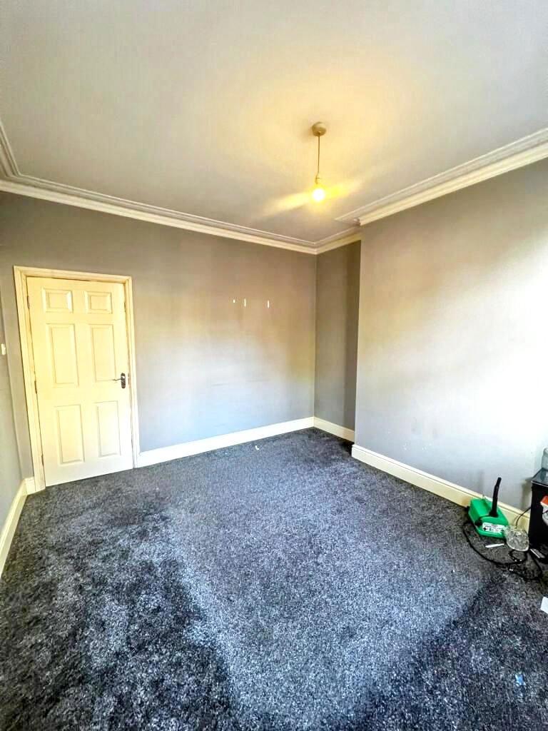House in Sheffield, Nether Edge - View 6