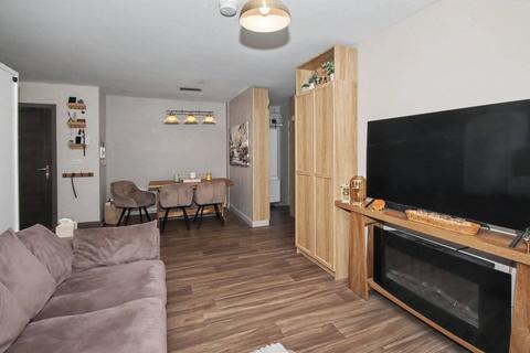 undefined, Houghton Way, Bury St Edmunds, Suffolk, IP33 3FY