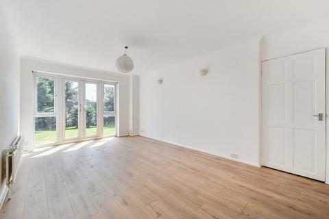Bisley Close, Worcester Park KT4