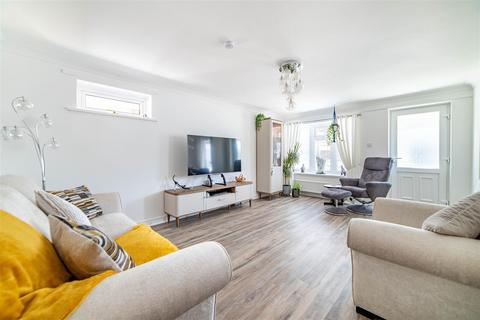 2 bedroom detached bungalow for sale, Sandford Mews, Wideopen, Newcastle Upon Tyne, NE13