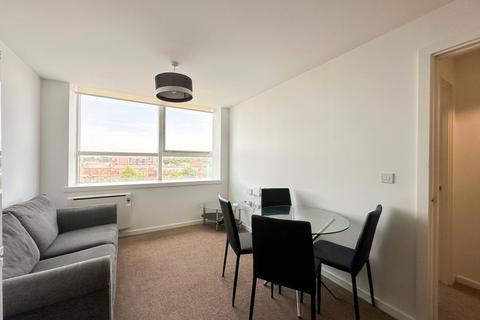 1 bedroom flat to rent, Manchester Road, Roberts House, WA14
