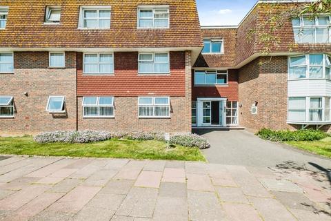 2 bedroom ground floor flat for sale, Westlake Gardens, WORTHING