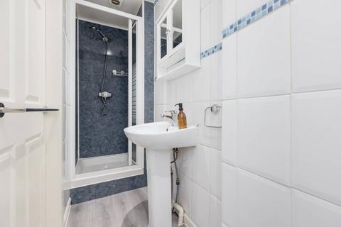 Studio for sale, 16/9 Hillend Place, Edinburgh, EH8 7AE