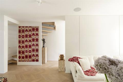 3 bedroom terraced house to rent, Oliphant Street, London, W10