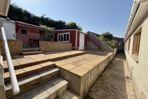 3 bedroom detached bungalow for sale, Pencader, Carmarthenshire