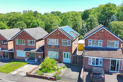 3 bedroom detached house for sale, Tavistock Avenue, Ripley