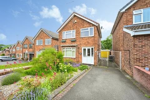 3 bedroom detached house for sale, Tavistock Avenue, Ripley