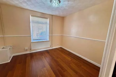3 bedroom terraced house to rent – pohled 4