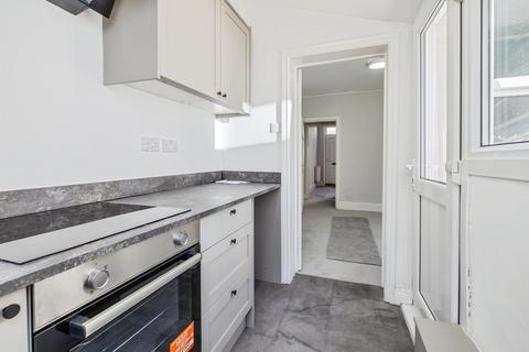 2 bedroom terraced house for sale, Lonsdale Place, Lincoln