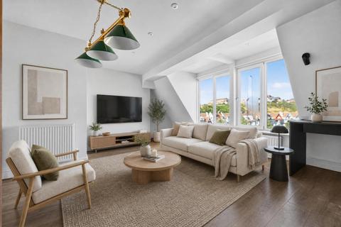 3 bedroom flat for sale, Grosvenor Gardens, St. Leonards-on-sea, TN38